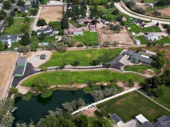 1850 Serengeti Rd, Nampa, ID 83686