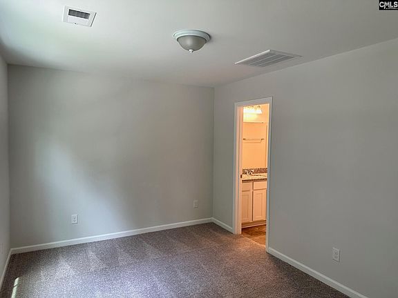 4th image of 834 Summerwood Ln