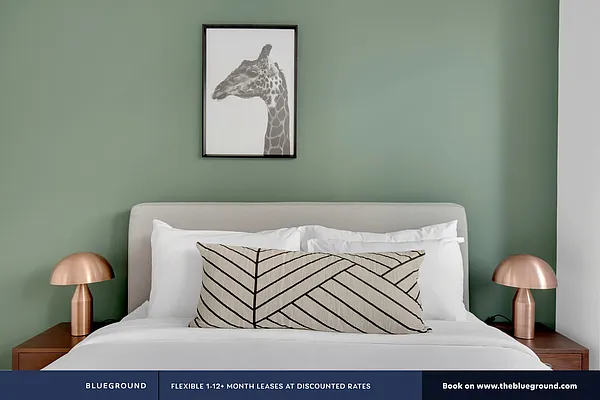 Rented by The Blueground | media 50