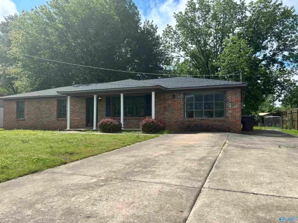 2205 8th St SE, Decatur, AL 35601