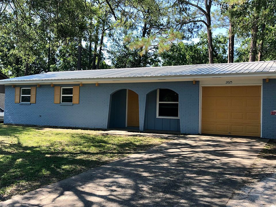 1st image of 2025 Prince George Dr