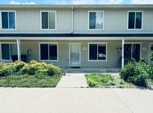 1503 Shagbark Ln #N, Pleasant Hill, MO 64080