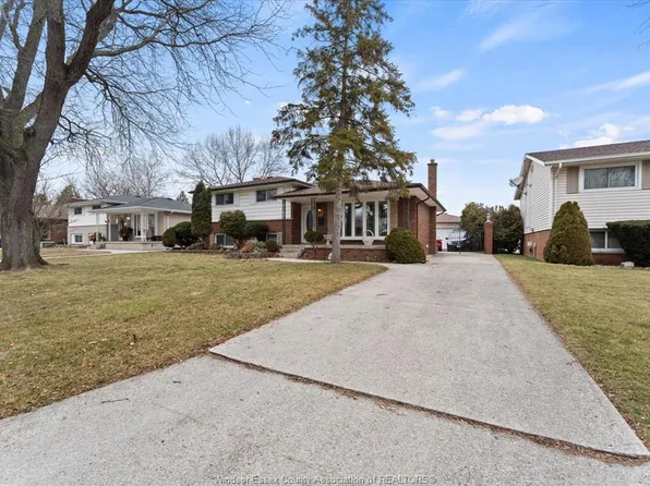 1116 Sumach Cres, Windsor, ON N8S 2S4