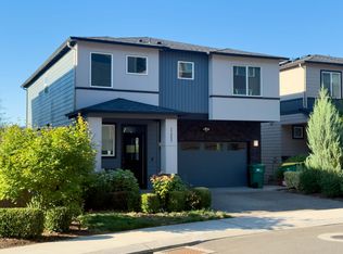 17237 NW Woodreed Ct, Portland, OR