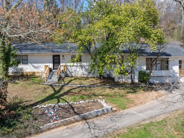 6020 Weems Rd, Knoxville, TN 37918