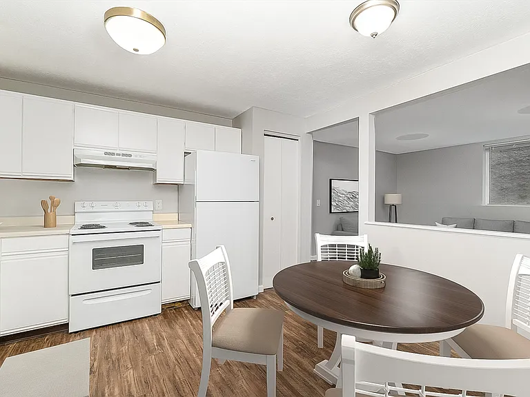 The Tides 1510 Veterans Dr — Photo 61