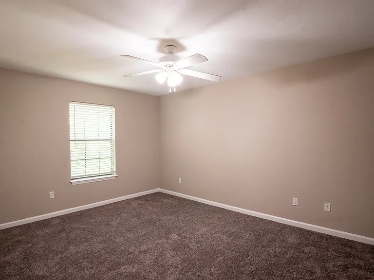 3201 Tanager Ct #C — Photo 11