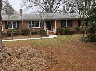 1012 Onslow Dr, Greensboro, NC 27408