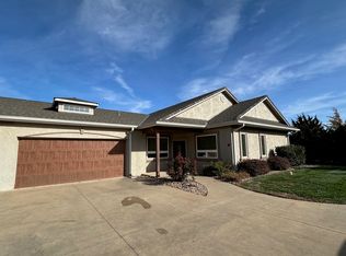 1306 N Hamilton Dr UNIT B, Derby, KS 67037
