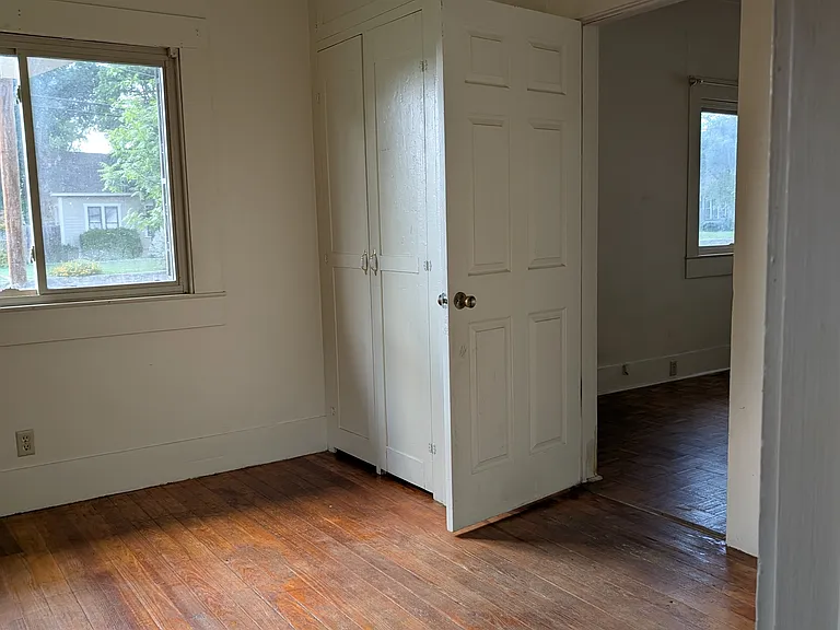 309 Lytle St — Photo 13