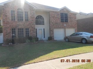 820 Sebring Dr, Cedar Hill, TX 75104