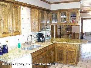 3rd image of 4201 Roxton Dr