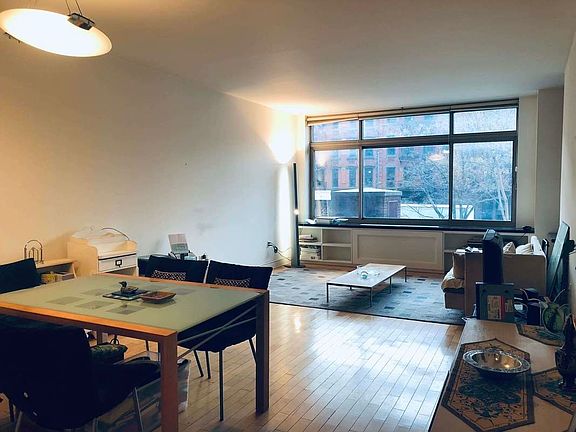 5th image of 99 Jane St APT 2E