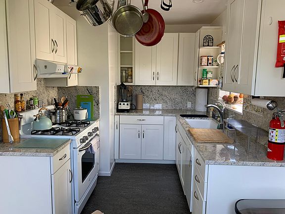 4th image of 4121 Higuera St