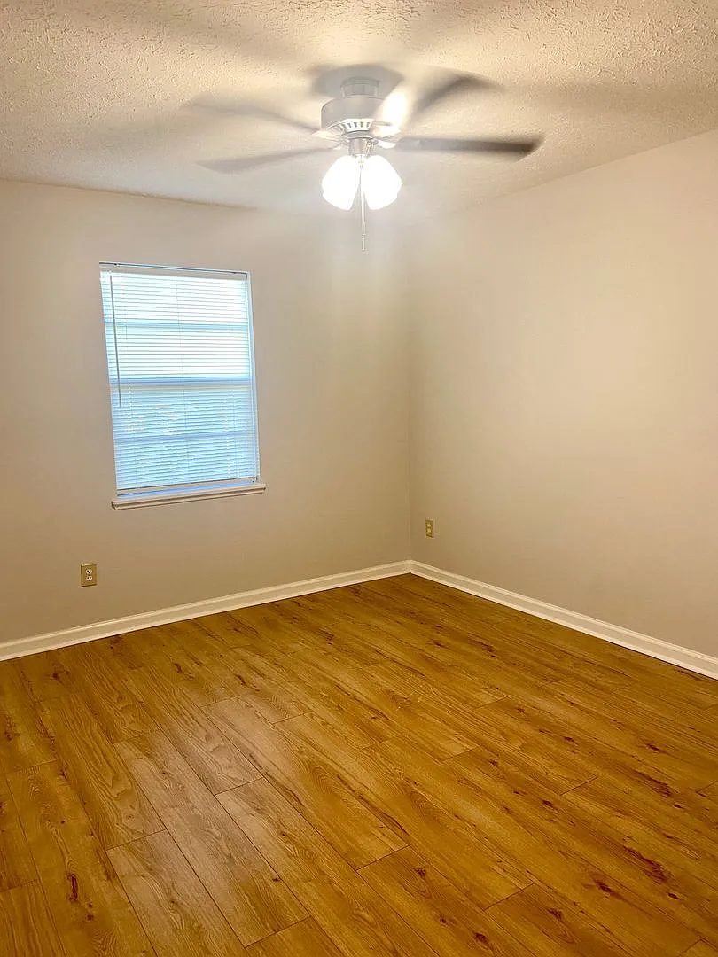 Cute 2 bedroom 1 Bath apartment! — Photo 1