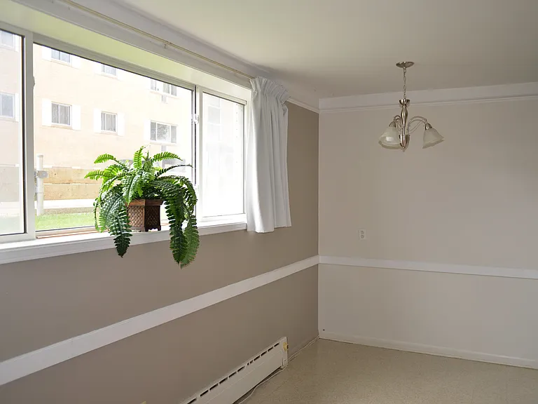 359 Edison Ave #105 — Photo 6