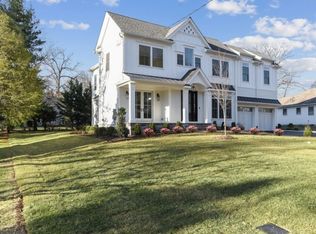 33 Quaker Rd, Short Hills, NJ 07078