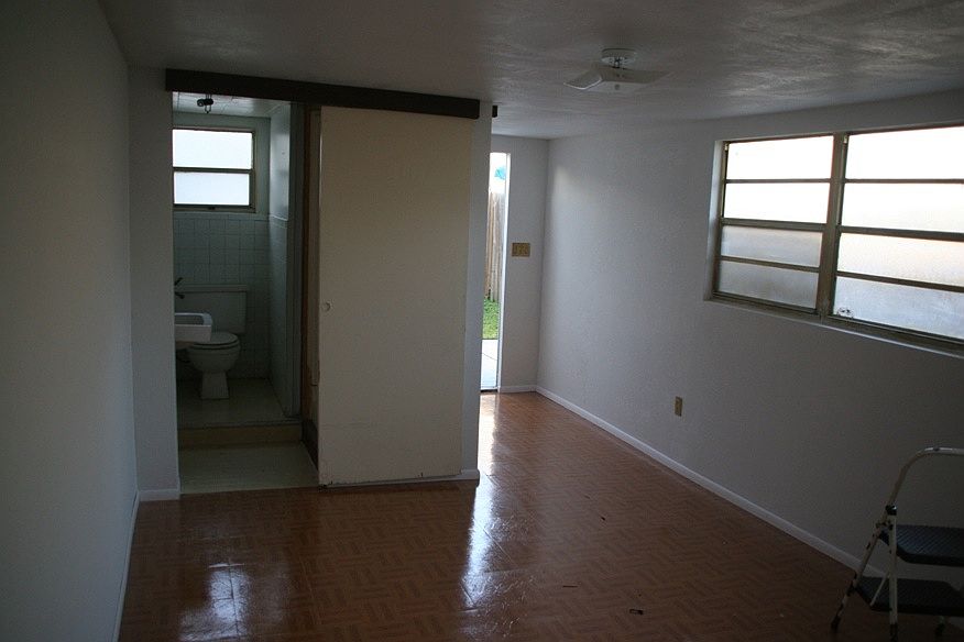2nd image of 487 36th Ave N APT C