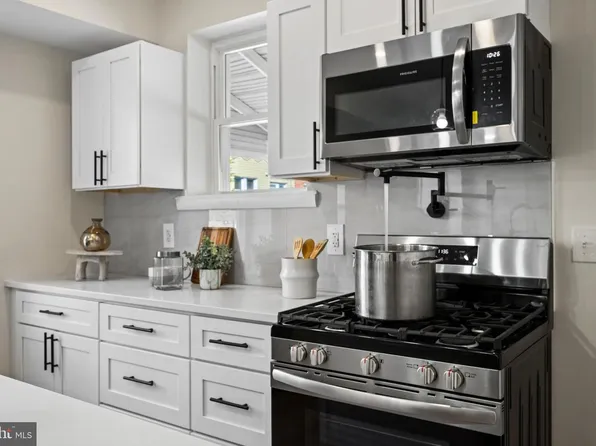 3718 Cranston Ave, Baltimore, MD 21229