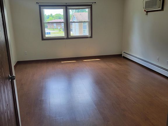 3rd image of 8127 Stadler Ave APT 3