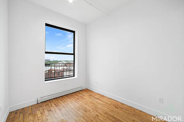 Rented by Mirador Real Estate | media 19