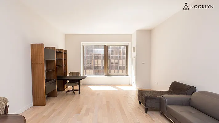 Rented by Nooklyn NYC LLC | media 9