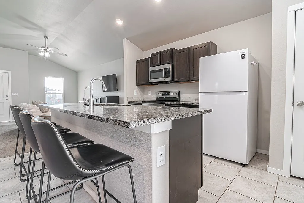 1327 Masquerade Boulevard - 1 — Photo 4