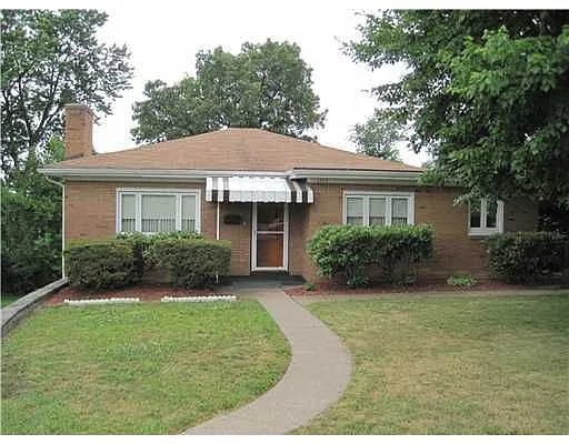 1112 McKinley Dr photo 1