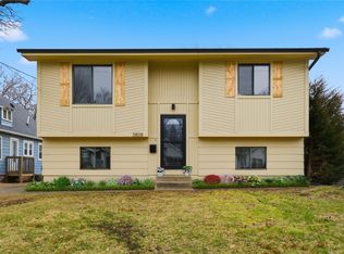 3809 11th St, Des Moines, IA 50313