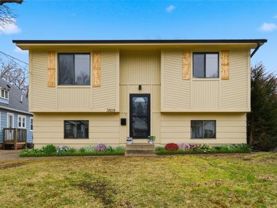 3809 11th St, Des Moines, IA, 50313