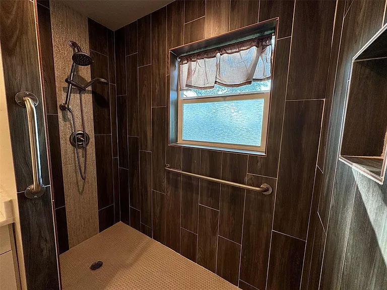 813 Central Ave — Photo 20