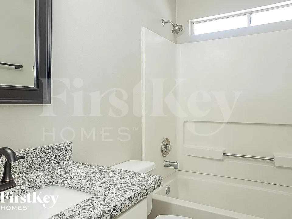 7311 Village Lake Dr