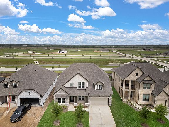 An additional view of your home and neighborhood