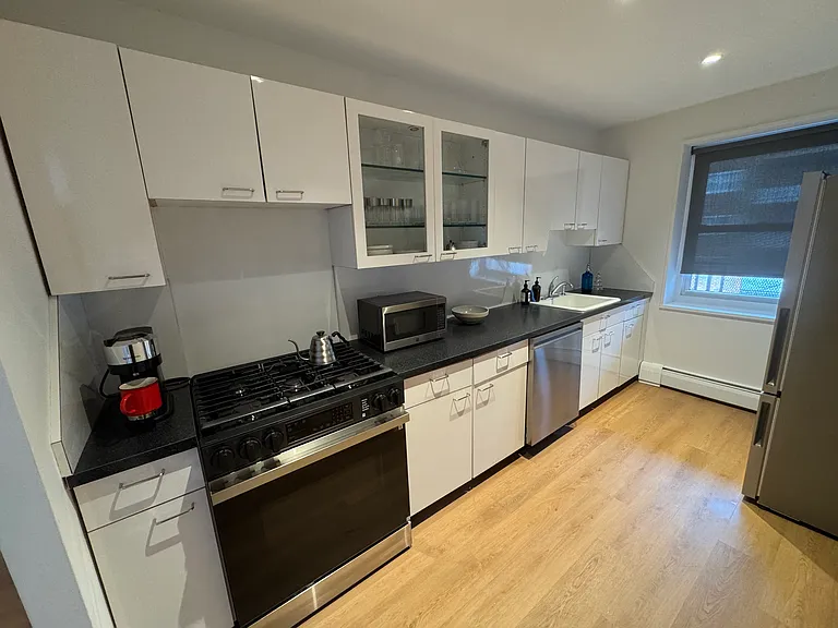 101 Lincoln Ave #3E — Photo 4