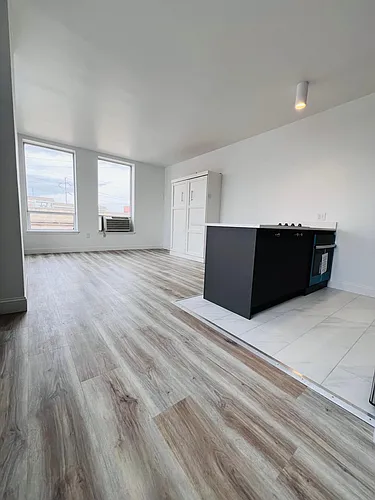 94 Washington St #28 Photo 1