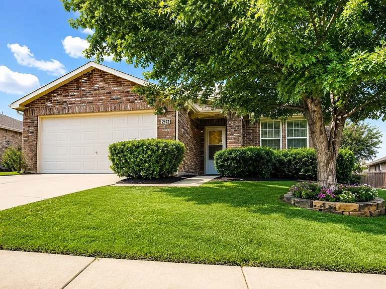 2612 Misty Harbor Dr — Photo 1