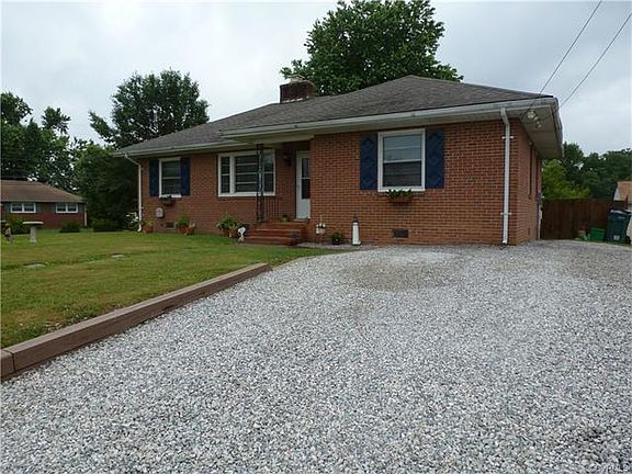 3rd image of 8601 N Hill Dr
