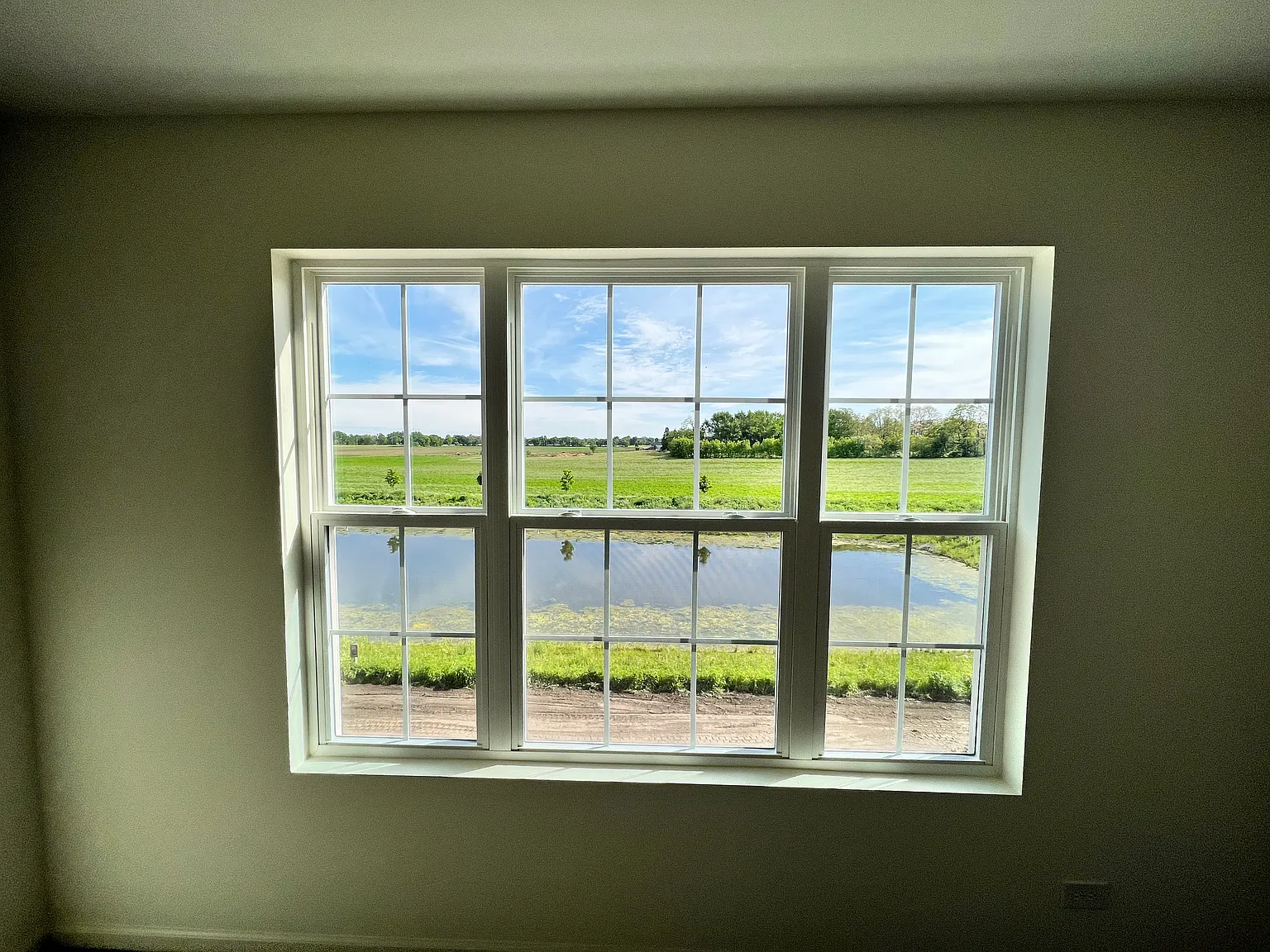 3 bed, 1756 sqft, $2,500 — Photo 4