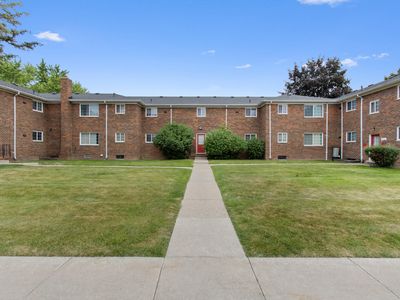 25349 Shiawassee Cir APT 204, Southfield, MI, 48033