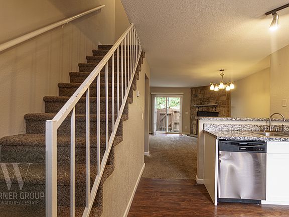 4th image of 4030 Baytown Dr