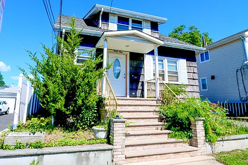 49 Jordan Ave #2 Photo 1