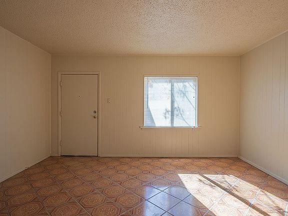 3rd image of 6313 Cherbourg Ave