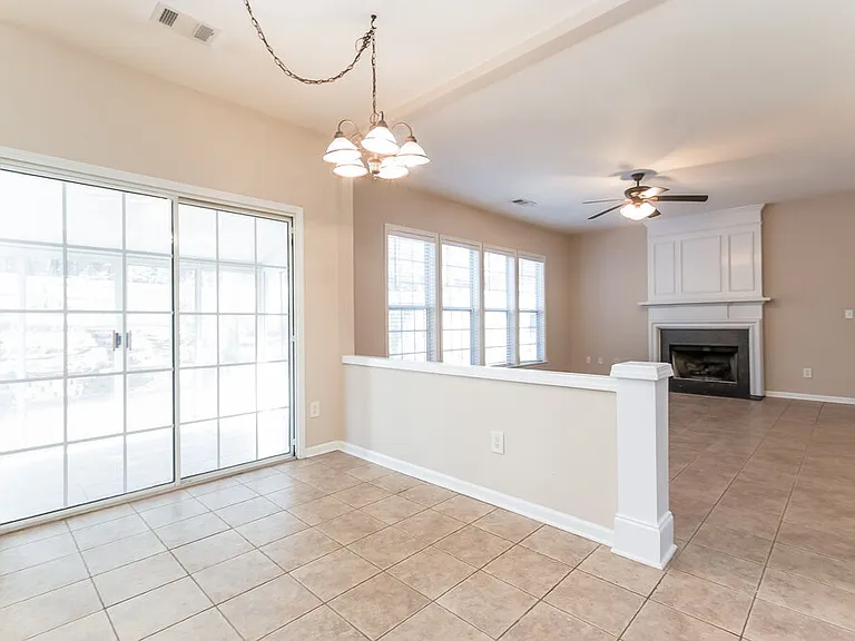 6365 Whirlaway Dr — Photo 6