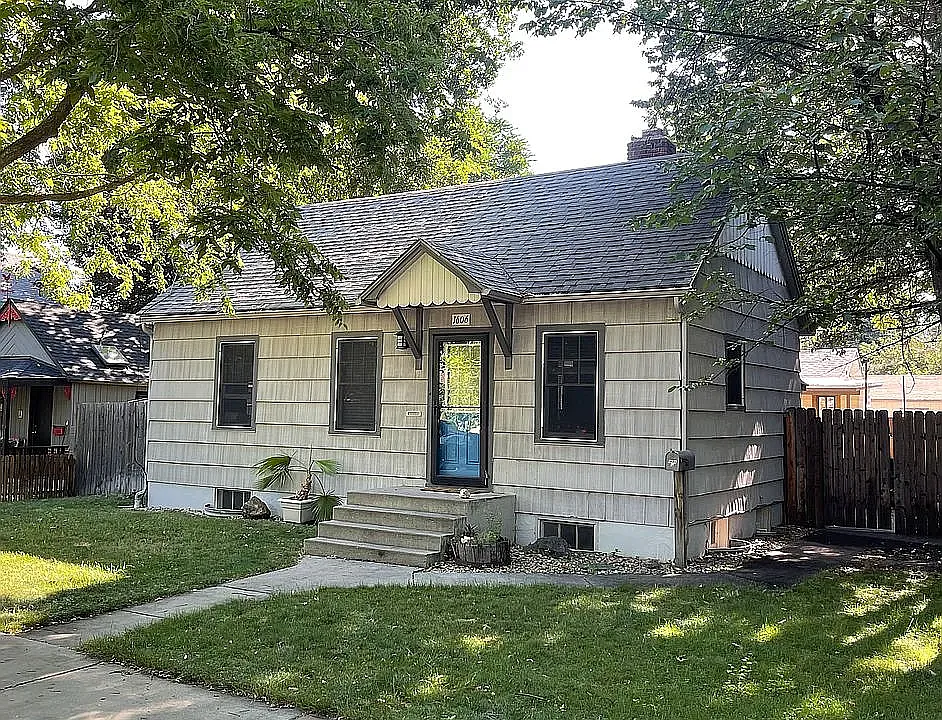 1606 N 19th St