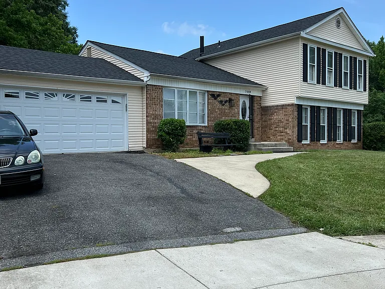 7004 Nightingale Pl — Photo 1