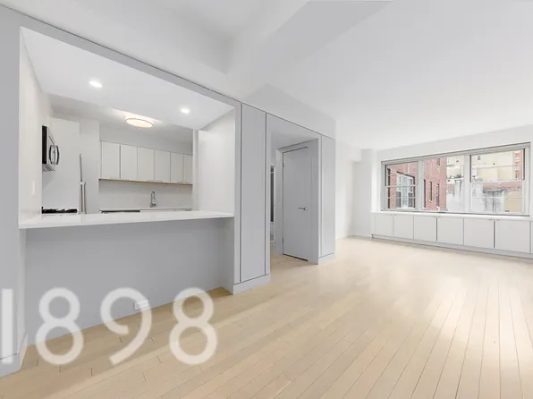 245 East 80th Street image 1 of 12