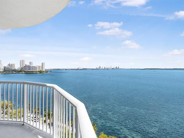 1420 Brickell Bay Dr #1401A — Photo 39