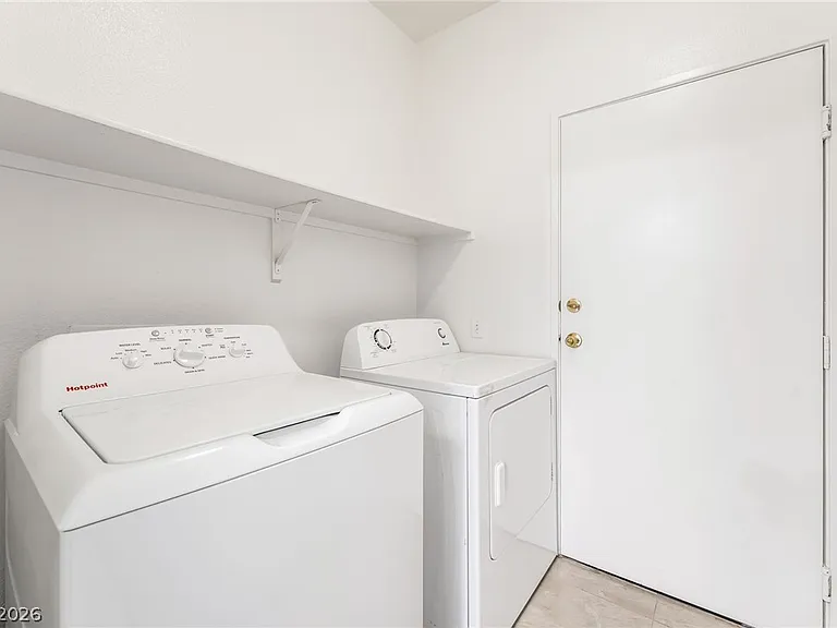 2615 W Gary Ave #1089 — Photo 8