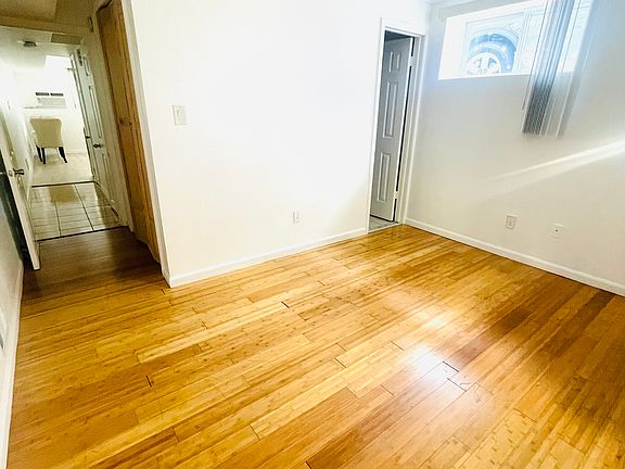 5th image of 38 Pebble Ln #2
