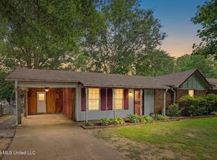 3355 Greenway Dr, Horn Lake, MS 38637